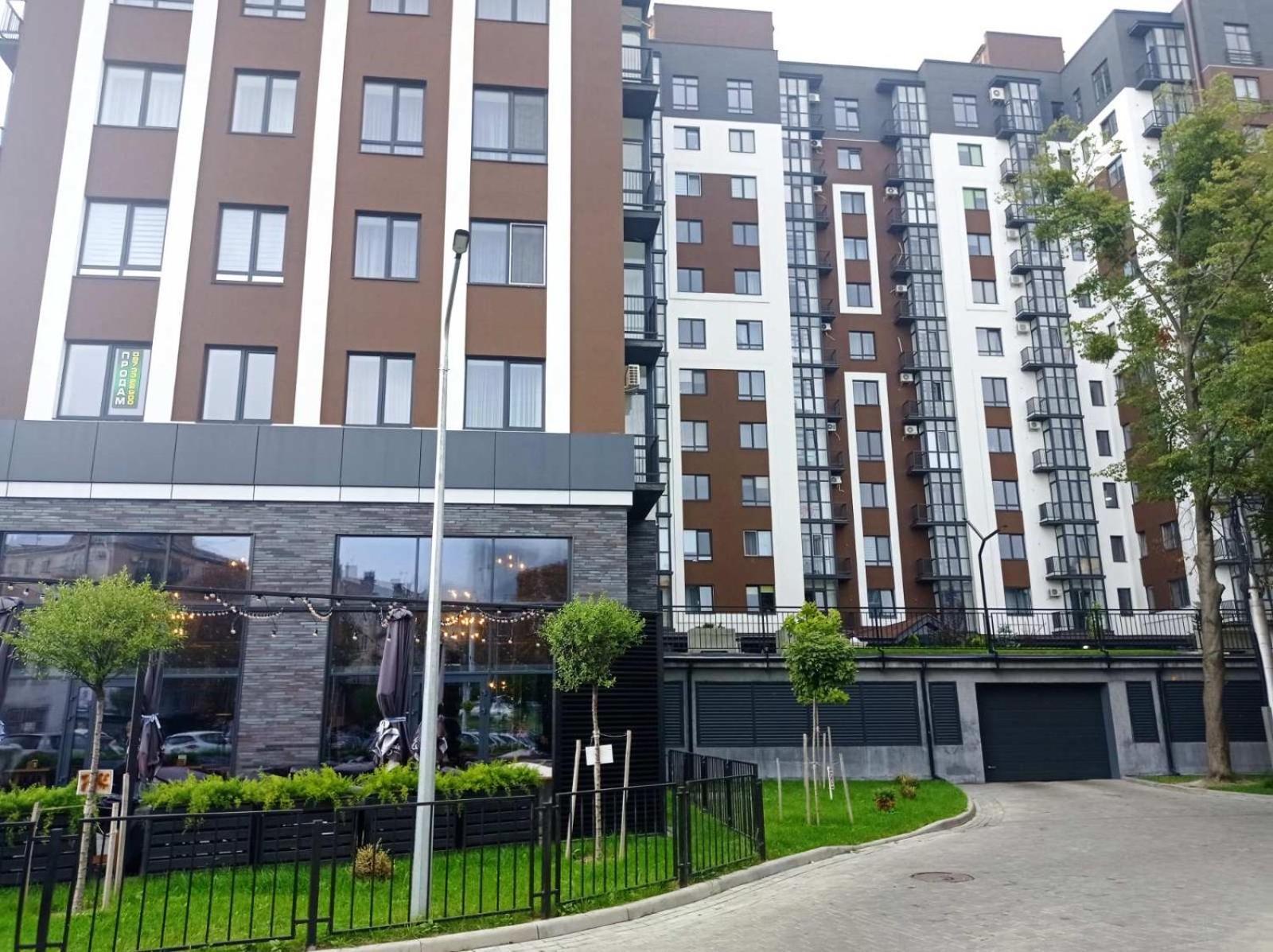 Vip Apartment У Центрі Міста, Новобуджк Театральний,Дуже Простора Rivne Ngoại thất bức ảnh